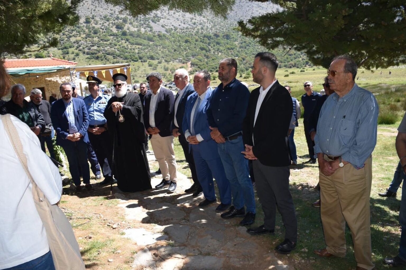 Λειτουργία στον Ομαλό Βιάννου και τρισάγιο για τα θύματα γερμανικής κατοχής - μια φωτογραφία 2