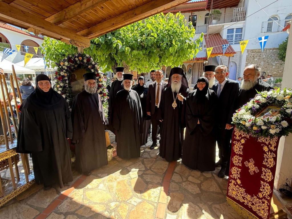 Εορτή Αγίου Πνεύματος στην Ιερά Μονή Αγίας Τριάδος Ακράτας - μια φωτογραφία 10