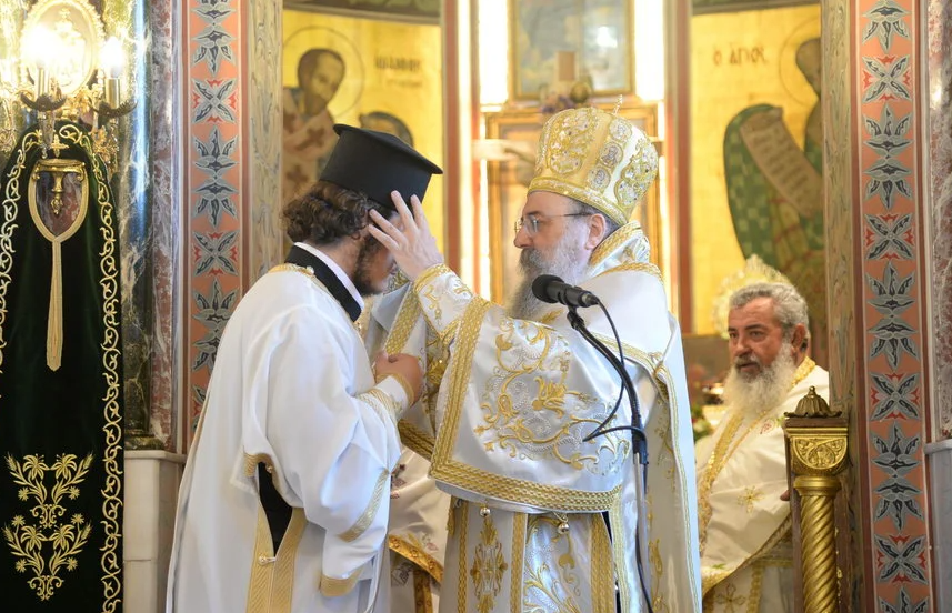 Χειροτονία Διακόνου στην Πάτρα και Μνημόσυνο 200 ετών Παλαιών Πατρών Γερμανού - μια φωτογραφία 3