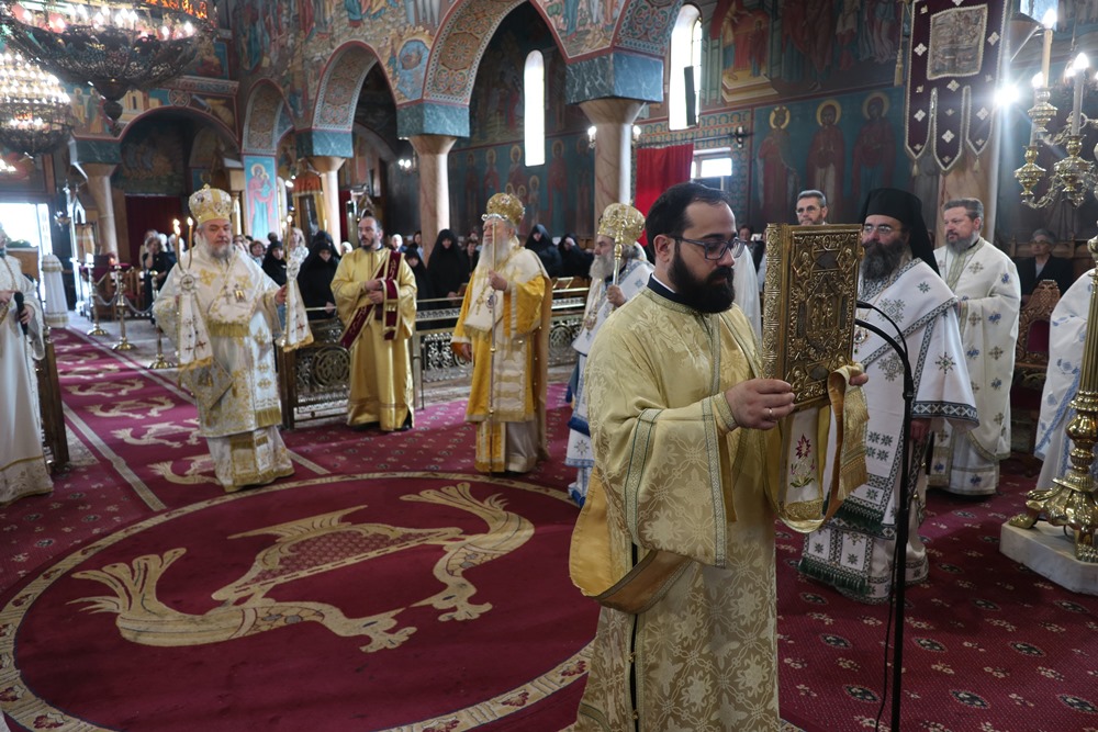 Πολυαρχιερατικό Συλλείτουργο για τα ονομαστήρια του Μητροπολίτη Γόρτυνος - μια φωτογραφία 1