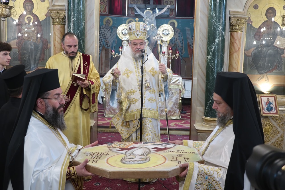 Πολυαρχιερατικό Συλλείτουργο για τα ονομαστήρια του Μητροπολίτη Γόρτυνος - μια φωτογραφία 5