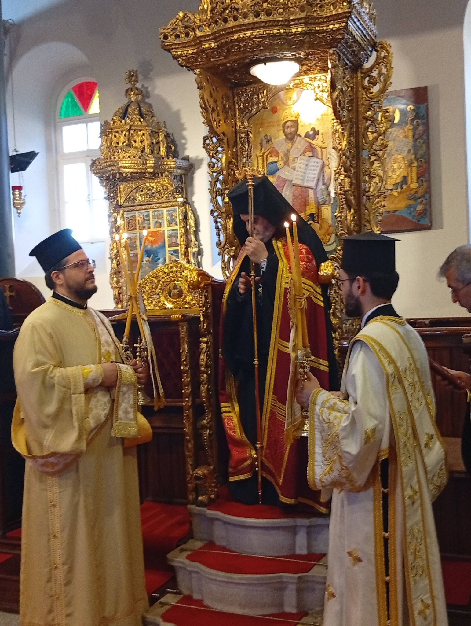 Πανηγυρική Θεία Λειτουργία στη Θεολογική Σχολή Χάλκης - μια φωτογραφία 3