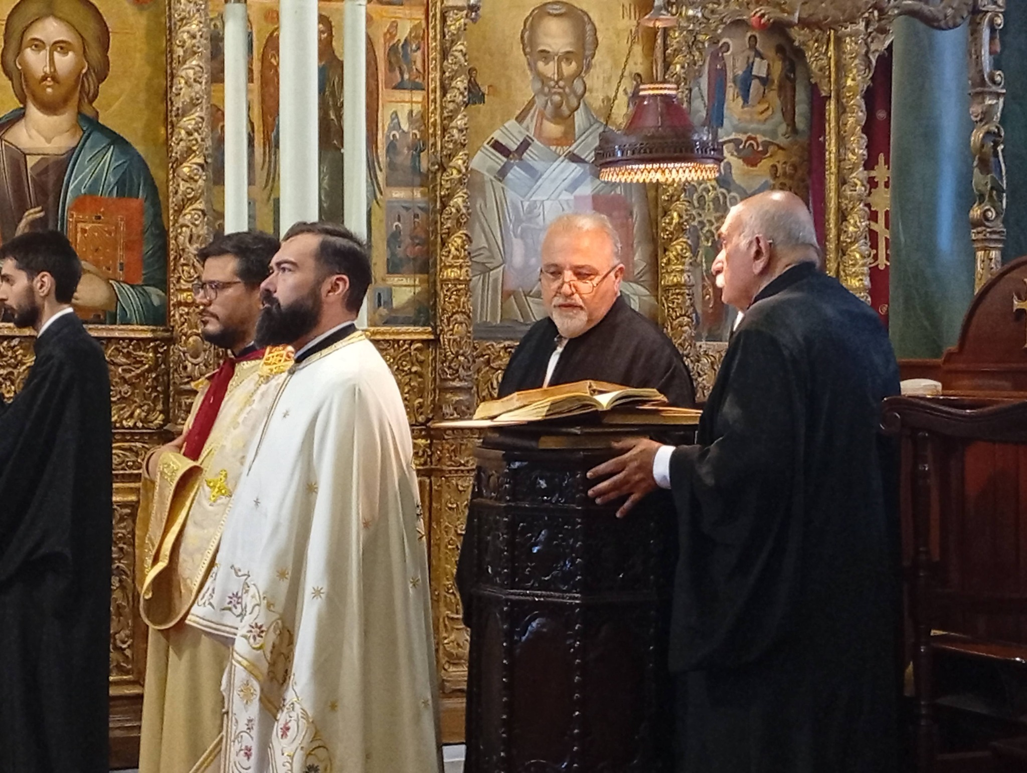Πανηγυρική Θεία Λειτουργία στη Θεολογική Σχολή Χάλκης - μια φωτογραφία 4