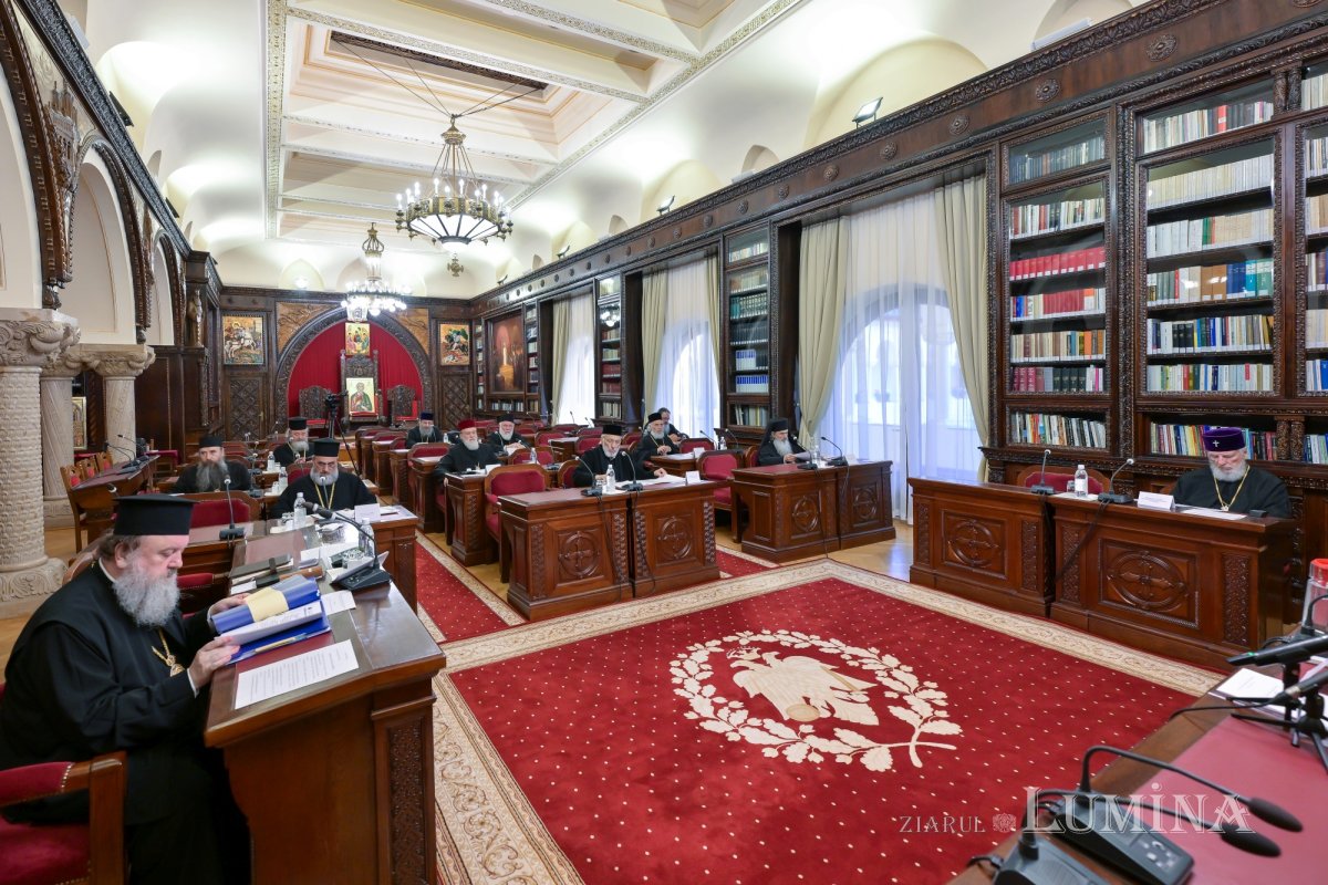 Σύνοδος στην Εκκλησία της Ρουμανίας και αγιοκατάταξη Αγίων γυναικών - μια φωτογραφία 4