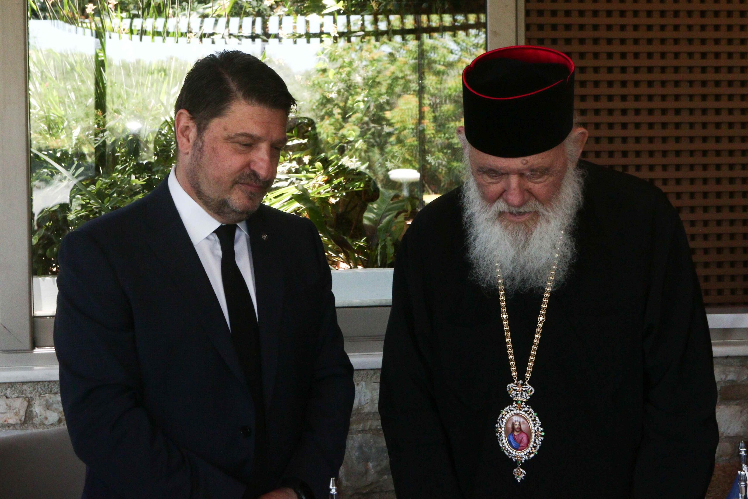 Γεύμα της Περιφέρειας Αττικής προς τον Αρχιεπίσκοπο και τη Διαρκή Ιερά Σύνοδο - μια φωτογραφία 6