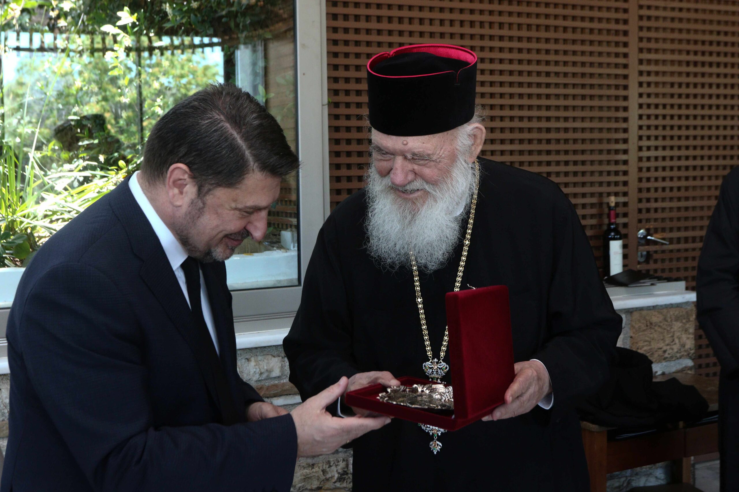 Γεύμα της Περιφέρειας Αττικής προς τον Αρχιεπίσκοπο και τη Διαρκή Ιερά Σύνοδο - μια φωτογραφία 7