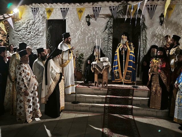 Κορυφώθηκαν οι εορτασμοί της Παναγίας Φανερωμένης στη Λευκάδα - μια φωτογραφία 8
