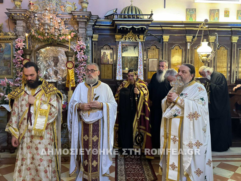 Ενθρόνιση του Αρχιμανδρίτη Σεβαστιανού στην Παλαιοκαστρίτσα Κέρκυρας - μια φωτογραφία 3