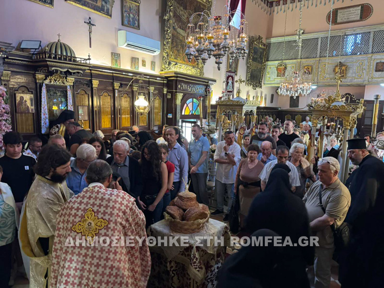 Ενθρόνιση του Αρχιμανδρίτη Σεβαστιανού στην Παλαιοκαστρίτσα Κέρκυρας - μια φωτογραφία 4