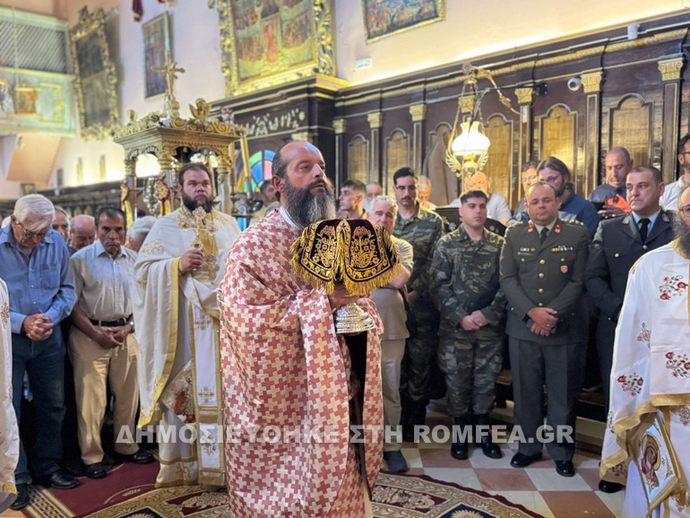 Ενθρόνιση του Αρχιμανδρίτη Σεβαστιανού στην Παλαιοκαστρίτσα Κέρκυρας - μια φωτογραφία 7