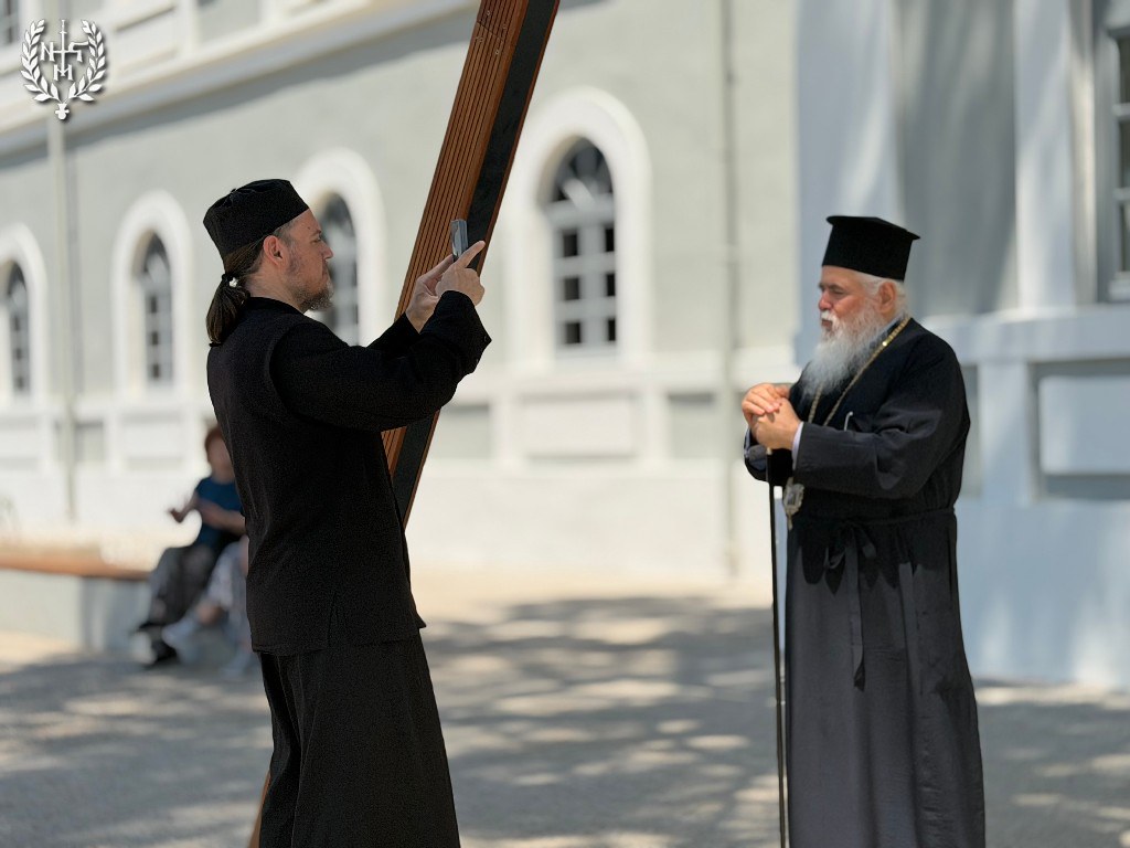 Επίσκεψη κλήρου της Νεαπόλεως στο μουσείο «Θεσσαλονικέων Μητρόπολις» - μια φωτογραφία 2