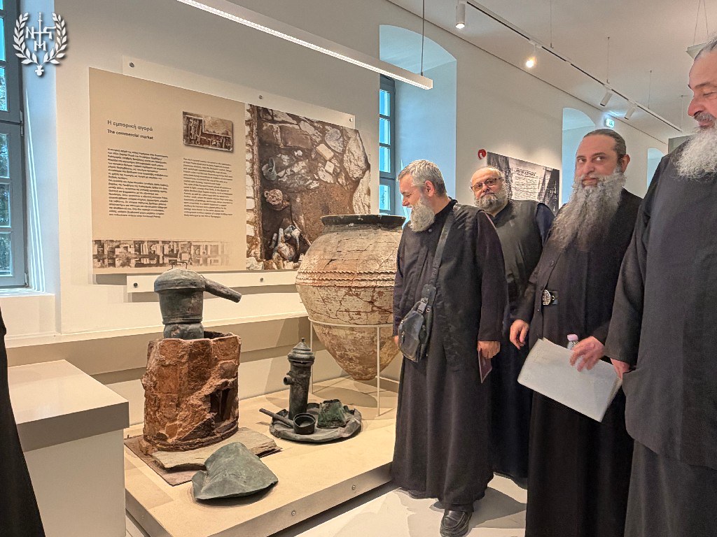 Επίσκεψη κλήρου της Νεαπόλεως στο μουσείο «Θεσσαλονικέων Μητρόπολις» - μια φωτογραφία 10