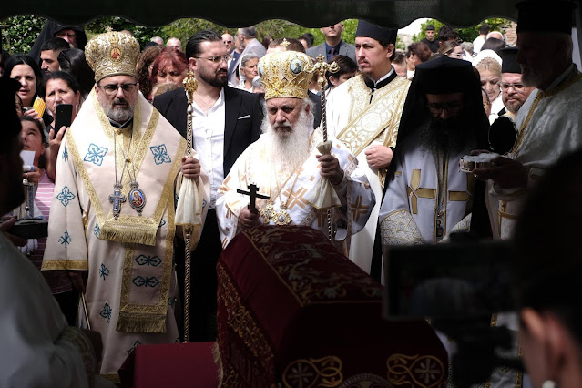 Πανήγυρις στη Μονή Αγίου Ιωάννου του Βλαδίμηρου στο Ελμπασάν Αλβανίας - μια φωτογραφία 6