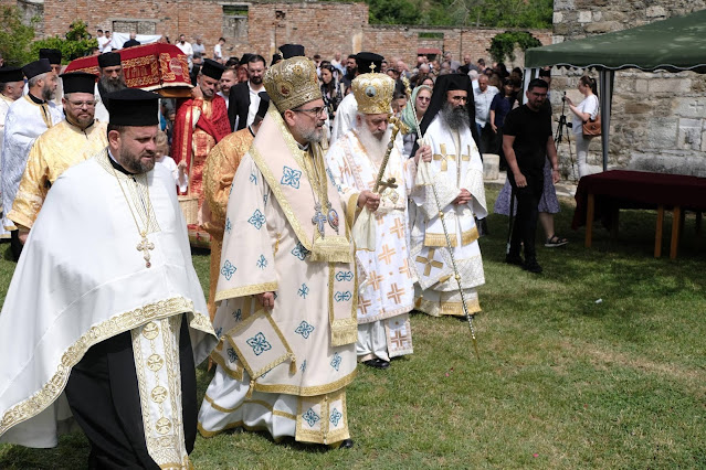 Πανήγυρις στη Μονή Αγίου Ιωάννου του Βλαδίμηρου στο Ελμπασάν Αλβανίας - μια φωτογραφία 7
