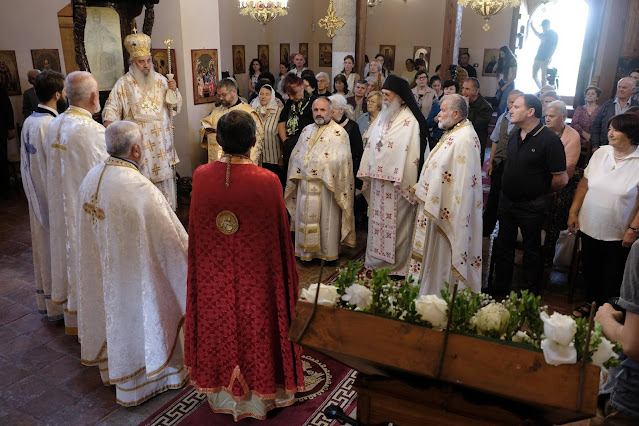 Πανήγυρις στη Μονή Αγίου Ιωάννου του Βλαδίμηρου στο Ελμπασάν Αλβανίας - μια φωτογραφία 9