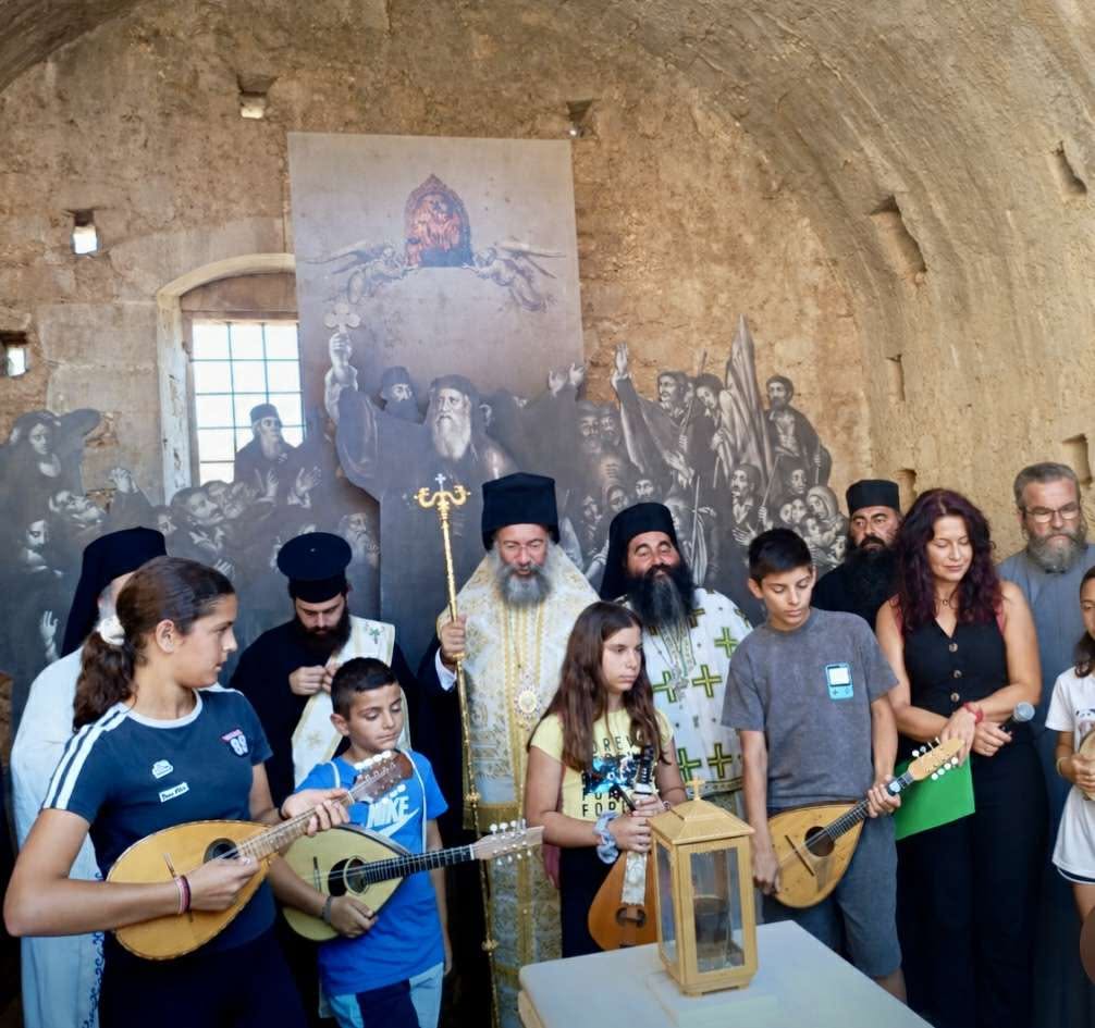 Δενδροφύτευση από παιδιά κατηχητικών στη Μονή Αρκαδίου στο Ρέθυμνο - μια φωτογραφία 15