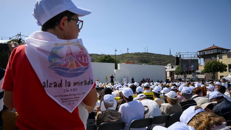 Πάπας Λέων ΙΔ΄ στην Τενερίφη: «Αμοιβαίος δρόμος η ενσωμάτωση μεταναστών» - μια φωτογραφία 1