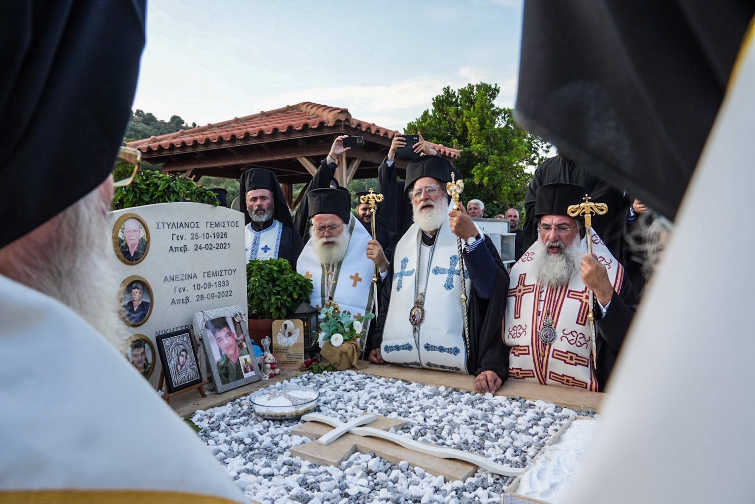 Συνοδικό Τρισάγιο στην Κρήτη με μήνυμα κατά της βίας από τον Αρχιείσκοπο - μια φωτογραφία 4