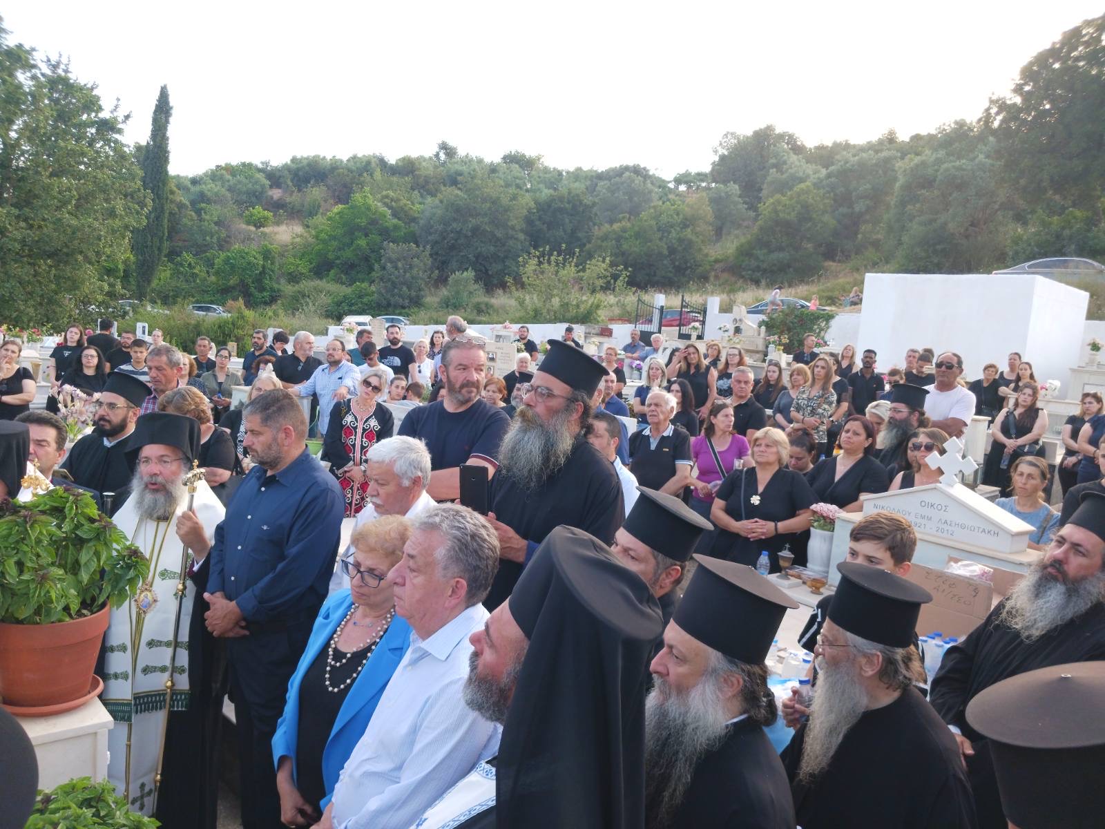 Συνοδικό Τρισάγιο στην Κρήτη με μήνυμα κατά της βίας από τον Αρχιείσκοπο - μια φωτογραφία 5