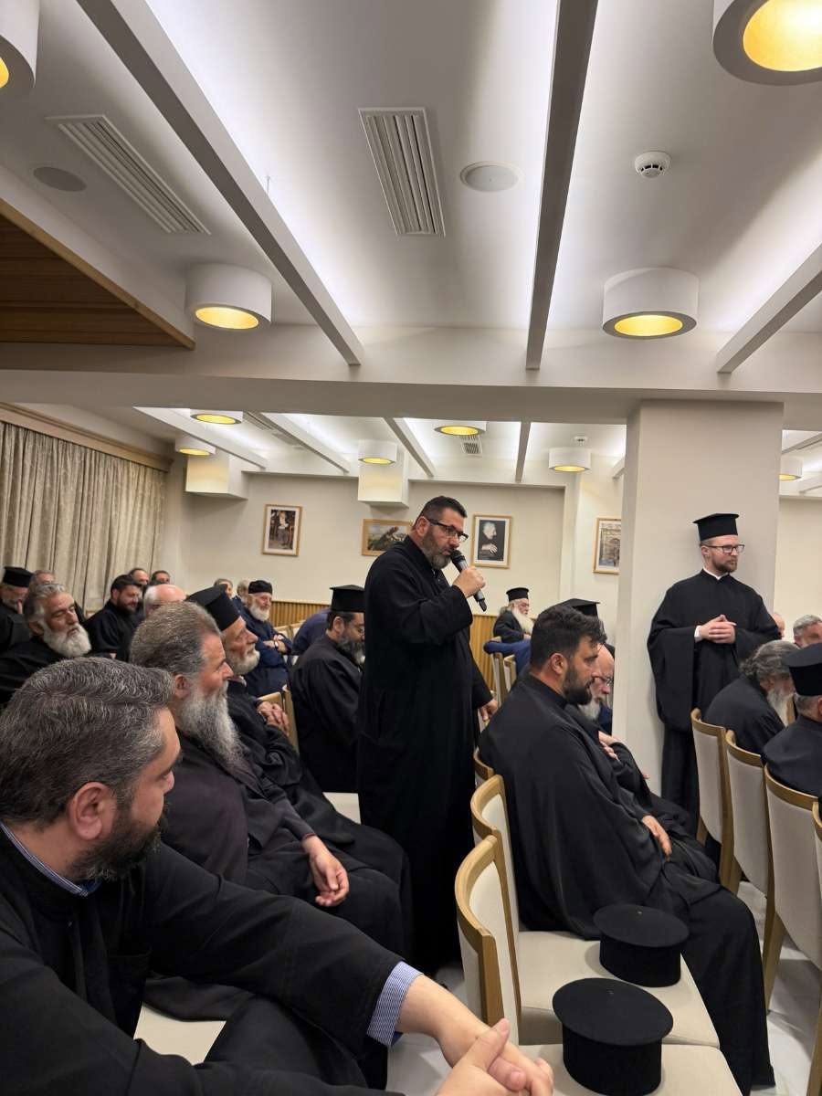 Γενική Ιερατική Σύναξη κληρικών στη Μητρόπολη Ρεθύμνης - μια φωτογραφία 1
