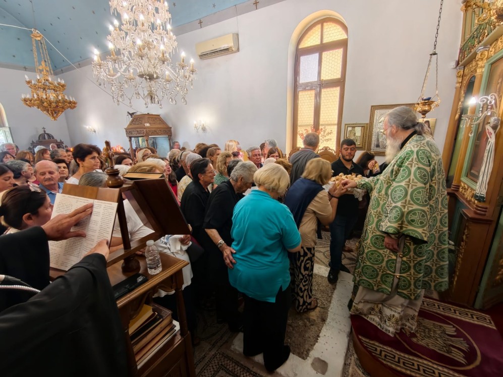 Θεία Λειτουργία στη Σούγια με τίμιο λείψανο του Αγίου Λουκά Κριμαίας - μια φωτογραφία 10