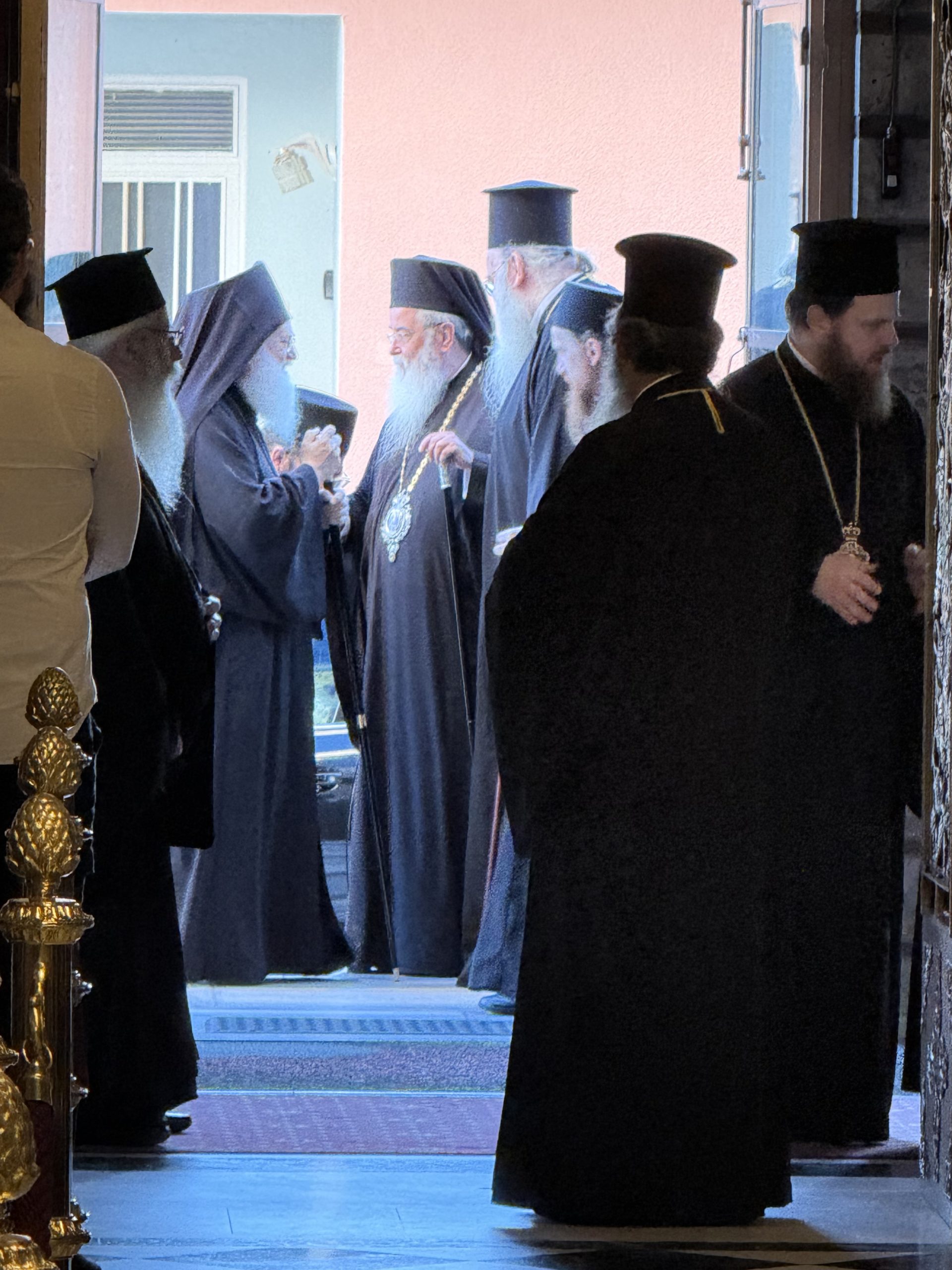 Ομιλία του Γέροντα Εφραίμ στον ναό Αγίων Κωνσταντίνου και Ελένης στην Κοζάνη - μια φωτογραφία 1