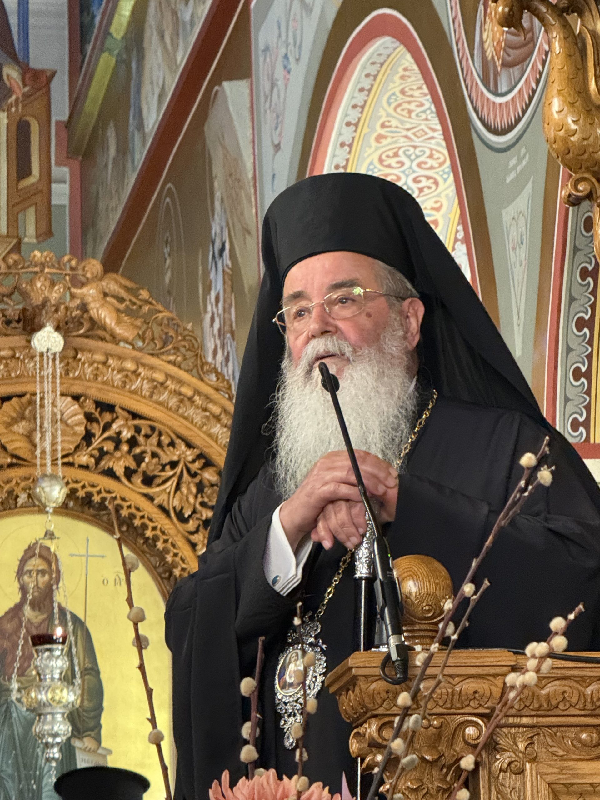 Ομιλία του Γέροντα Εφραίμ στον ναό Αγίων Κωνσταντίνου και Ελένης στην Κοζάνη - μια φωτογραφία 3