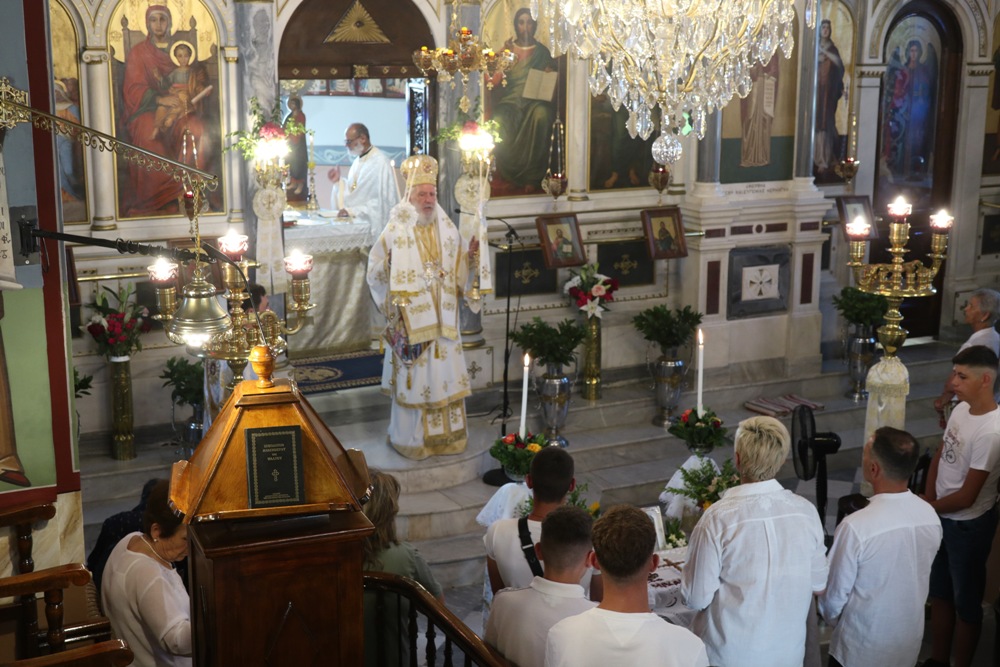 Ποιμαντική επίσκεψη Μητροπολίτη Σύρου Δωροθέου Β΄ στην Κίμωλο και τη Μήλο - μια φωτογραφία 4