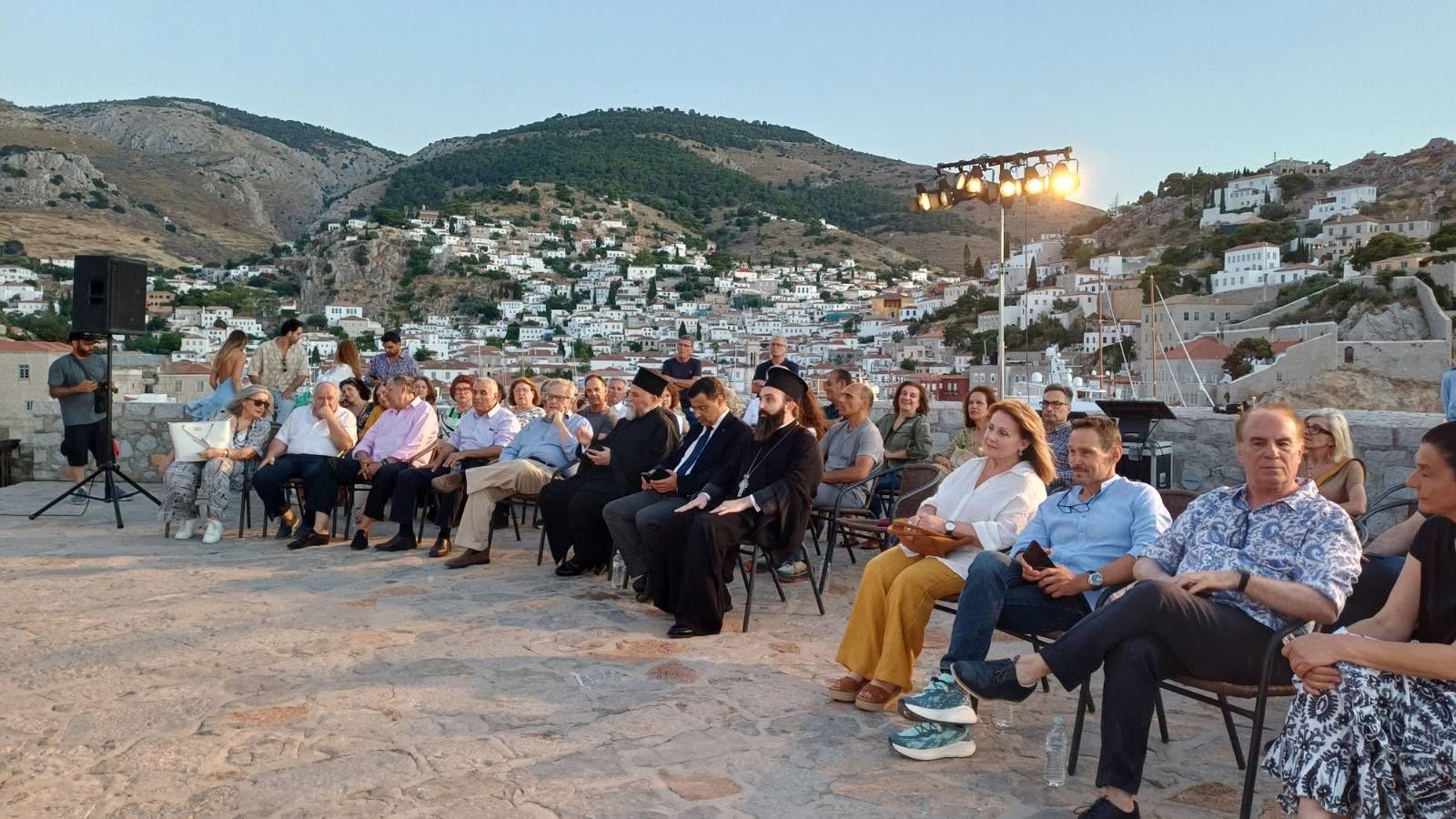 Τρισάγιο στην Ύδρα για τον Αντώνιο Λιγνό στο πλαίσιο των Μιαούλεια 2026 - μια φωτογραφία 5