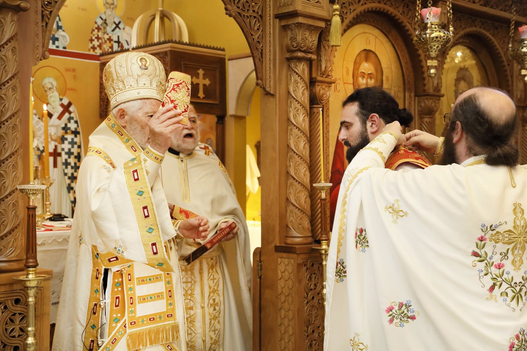 Διπλή χειροτονία στο Μόντρεαλ από τον Αρχιεπίσκοπο Καναδά Σωτήριο - μια φωτογραφία 2