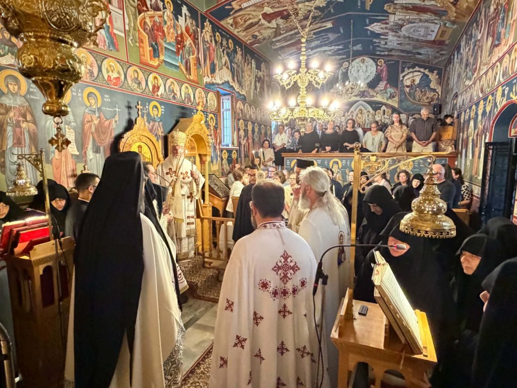 Ιερό Μνημόσυνο για τον Γέροντα Ευσέβιο στη Μονή Βερίνου Αιγιαλείας - μια φωτογραφία 7