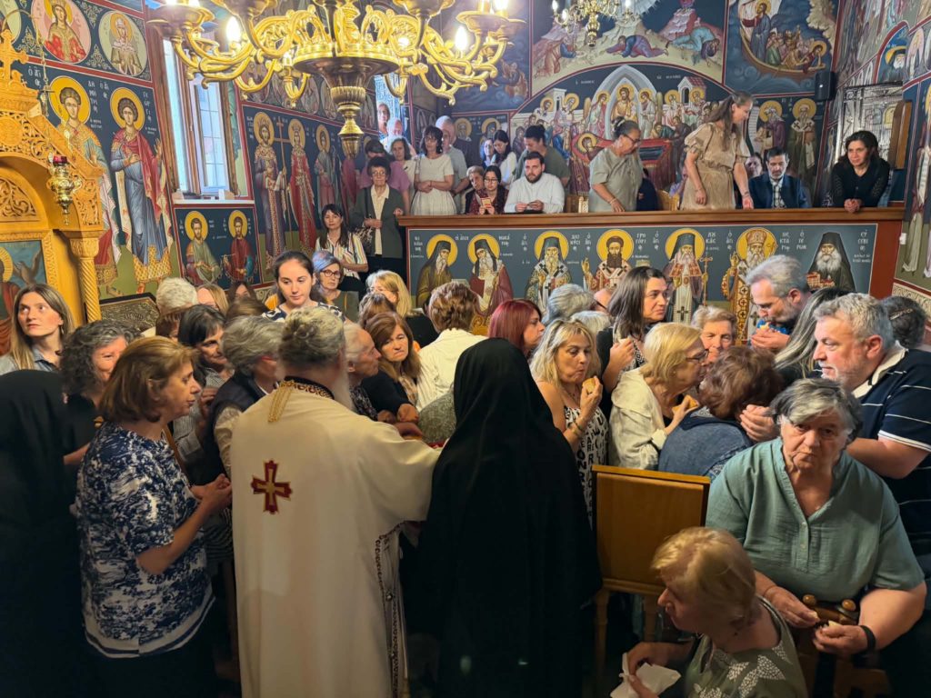 Ιερό Μνημόσυνο για τον Γέροντα Ευσέβιο στη Μονή Βερίνου Αιγιαλείας - μια φωτογραφία 10