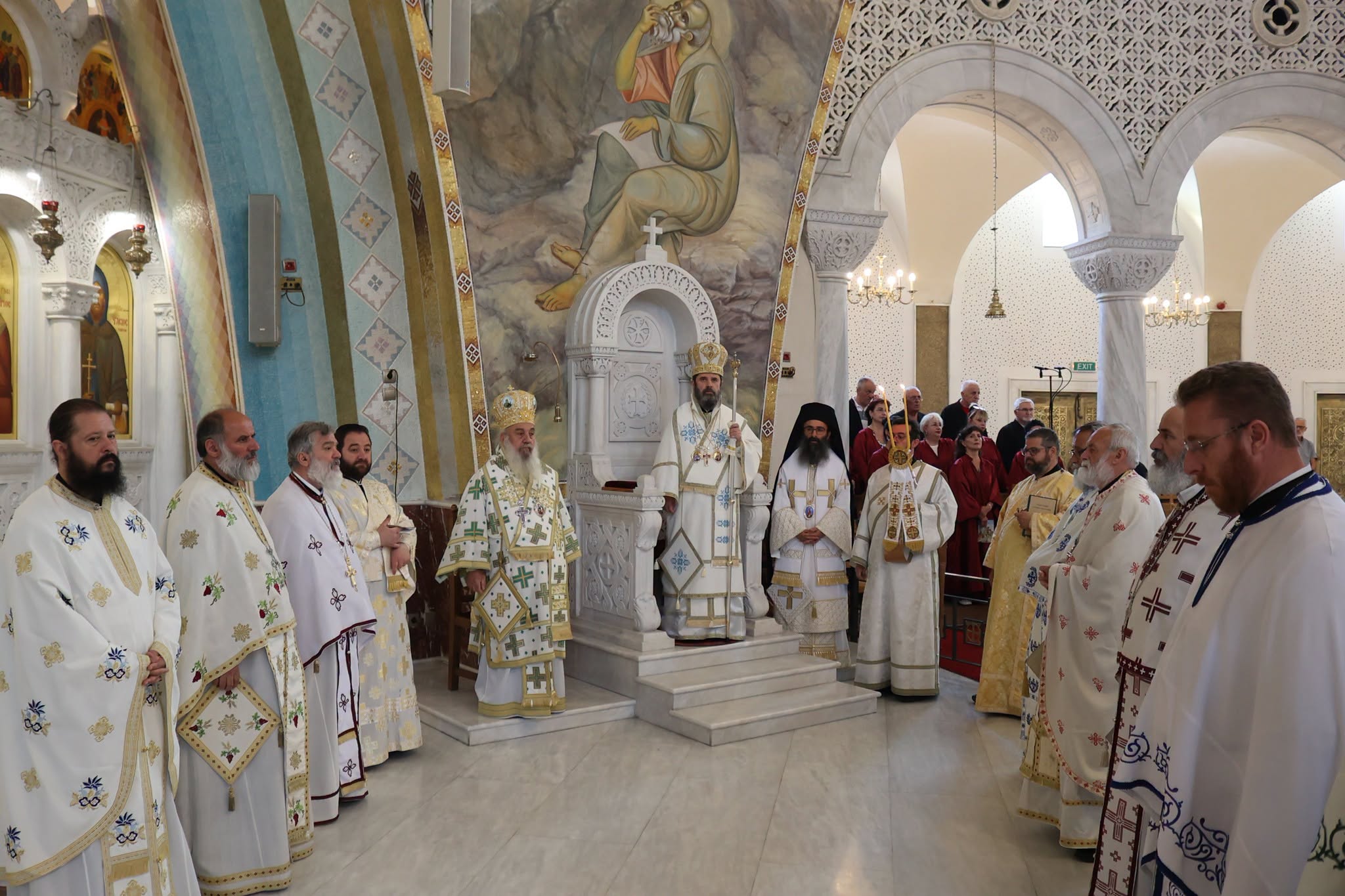 Χειροτονία διακόνου από τον Αρχιεπίσκοπο Αλβανίας στα Τίρανα - μια φωτογραφία 2
