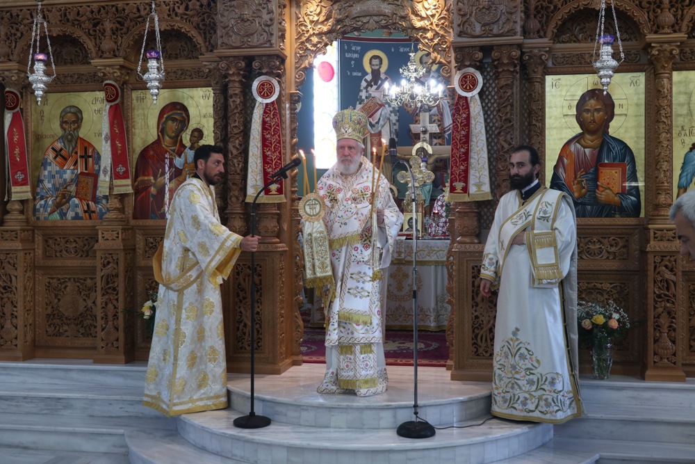 Αρχιερατικό Συλλείτουργο  στη Δωροθέα Αριδαίας - μια φωτογραφία 2