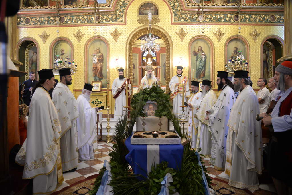 Μνημόσυνο Οδυσσέα Ανδρούτσου στον Άγιο Νικόλαο Πατρών - μια φωτογραφία 2