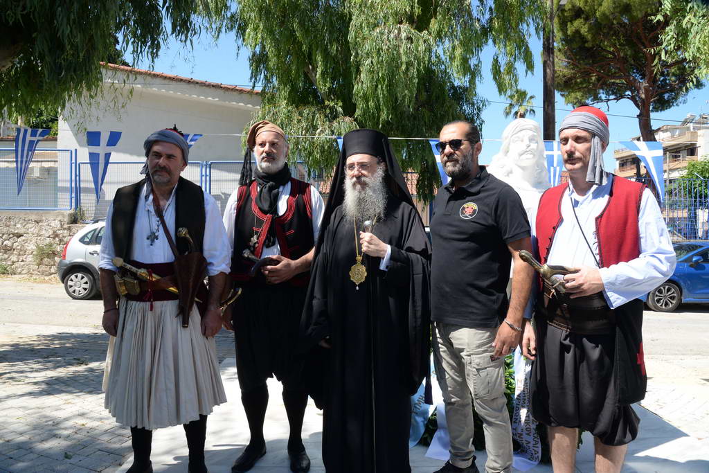 Μνημόσυνο Οδυσσέα Ανδρούτσου στον Άγιο Νικόλαο Πατρών - μια φωτογραφία 11