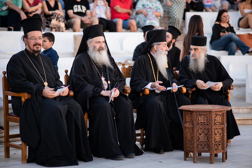 Η 39η Γιορτή Νεολαίας της Μητρόπολης Πειραιώς στο Βεάκειο - μια φωτογραφία 4