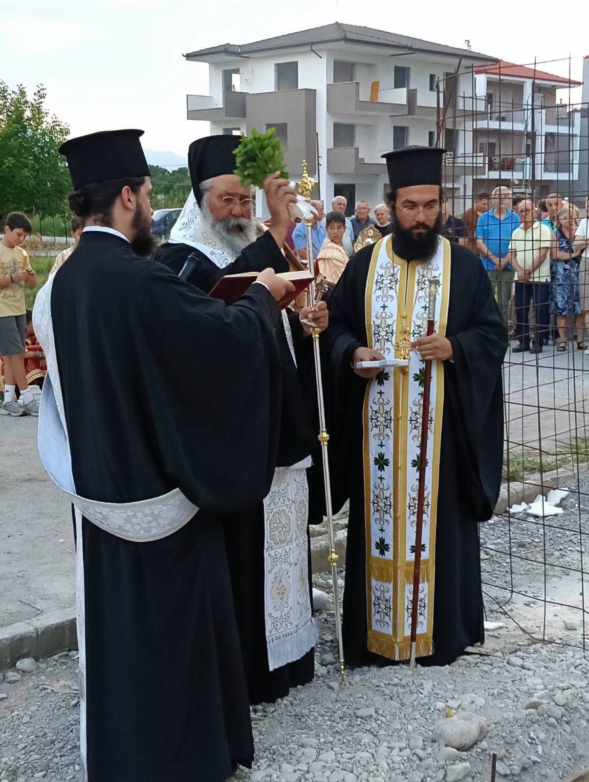 Θεμελιώθηκε το κωδωνοστάσιο του Αγίου Μελετίου στην Κατερίνη - μια φωτογραφία 5