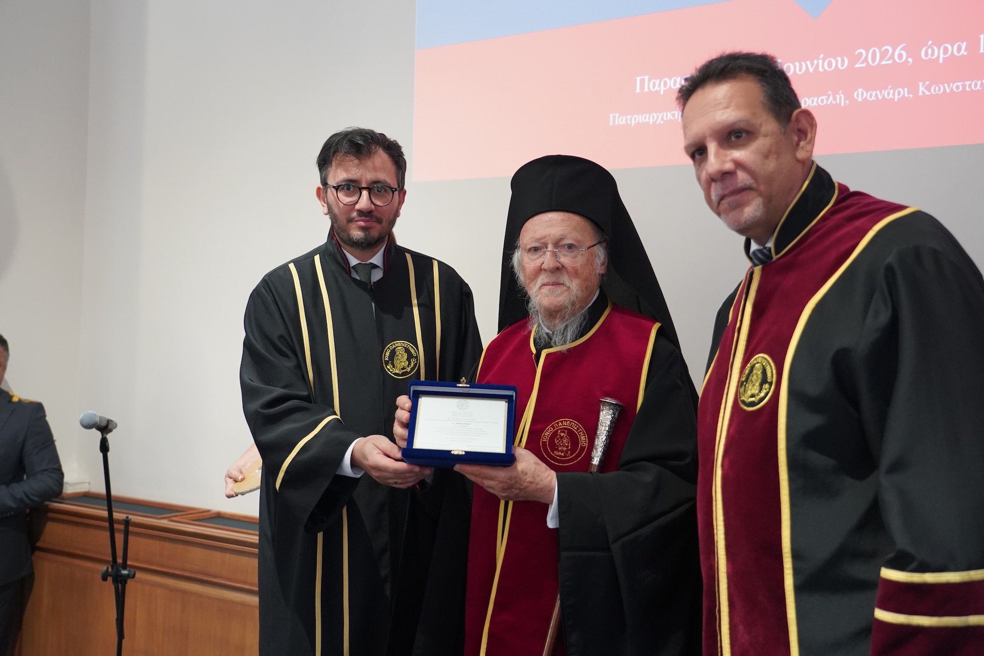 Αναγόρευση Οικουμενικού Πατριάρχη σε Επίτιμο Καθηγητή του Ιονίου Πανεπιστημίου - μια φωτογραφία 18