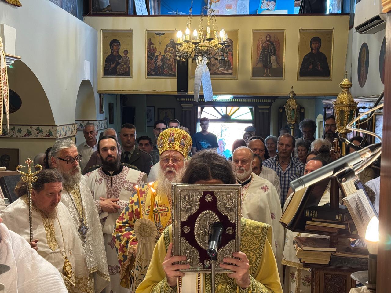 Χειροτονία Διακόνου στην Κέρκυρα - μια φωτογραφία 1