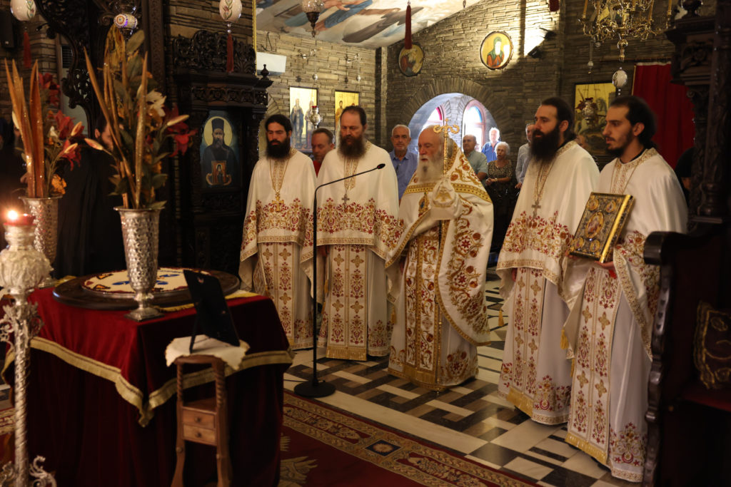 Ετήσιο μνημόσυνο κτητόρων της Ιεράς Μονής Τρικόρφου - μια φωτογραφία 3