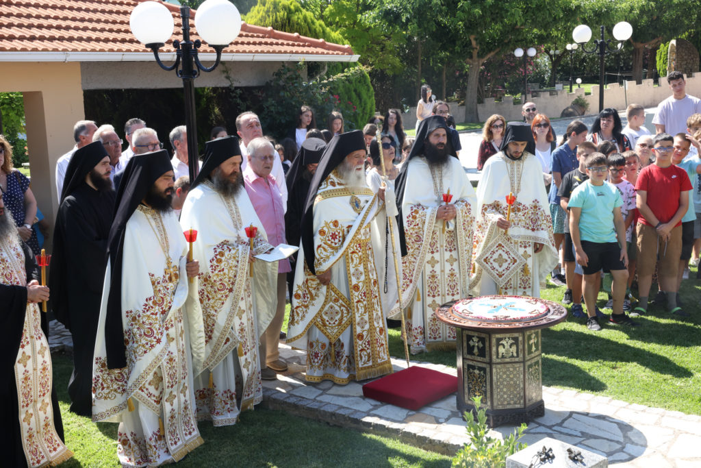 Ετήσιο μνημόσυνο κτητόρων της Ιεράς Μονής Τρικόρφου - μια φωτογραφία 14
