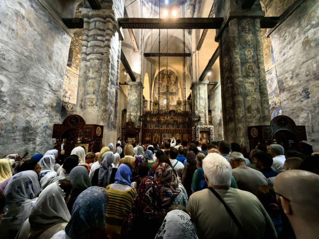 Ο Πατριάρχης Πορφύριος λειτούργησε στη Μονή Ραβάνιτσα - μια φωτογραφία 3