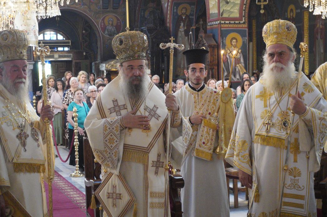 Πολυαρχιερατικό συλλείτουργο για τον Απόστολο Παύλο στην Κόρινθο - μια φωτογραφία 1