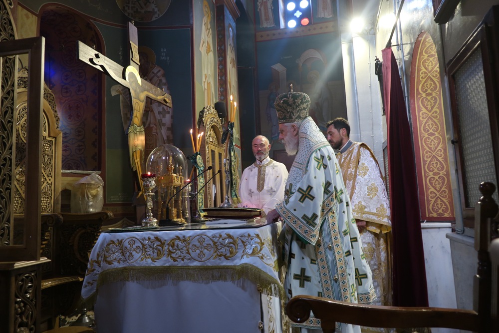 Ο Μητροπολίτης Σύρου Δωρόθεος ιερούργησε στη Δρυοπίδα Κύθνου - μια φωτογραφία 3