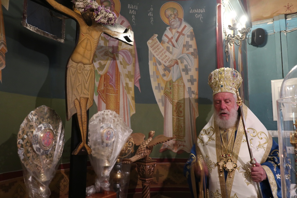 Ο Μητροπολίτης Σύρου λειτούργησε στην Παναγία Κανάλα της Κύθνου - μια φωτογραφία 9