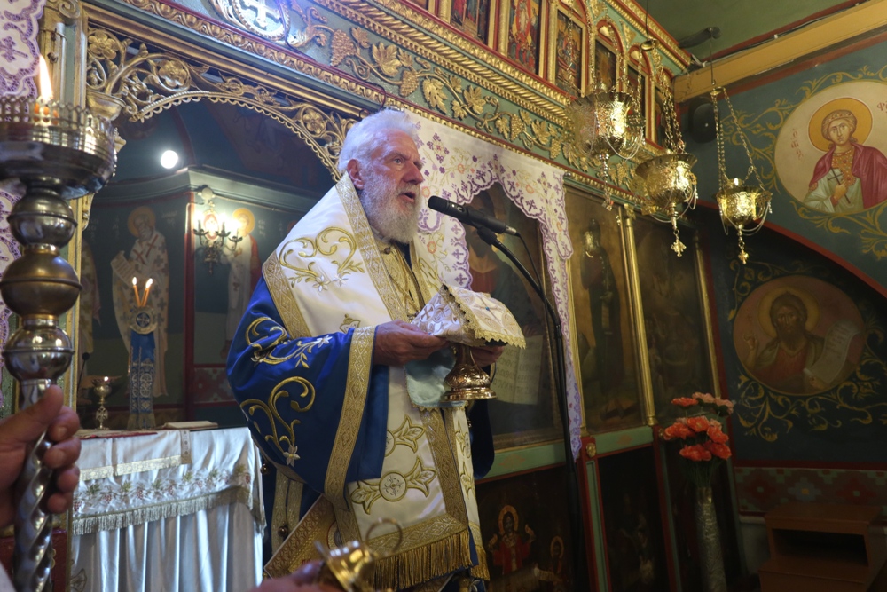 Ο Μητροπολίτης Σύρου λειτούργησε στην Παναγία Κανάλα της Κύθνου - μια φωτογραφία 11