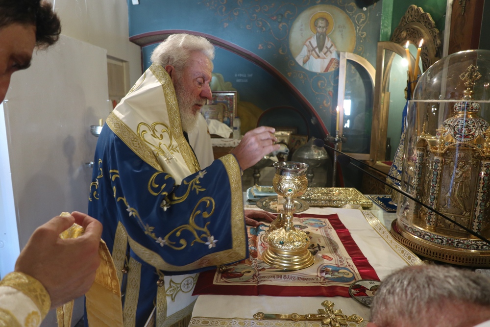 Ο Μητροπολίτης Σύρου λειτούργησε στην Παναγία Κανάλα της Κύθνου - μια φωτογραφία 13