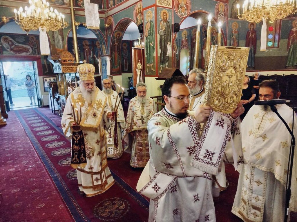 Πανηγύρισε ο Ιερός Ναός Αγίων Αποστόλων στην Πελετά Κυνουρίας - μια φωτογραφία 1