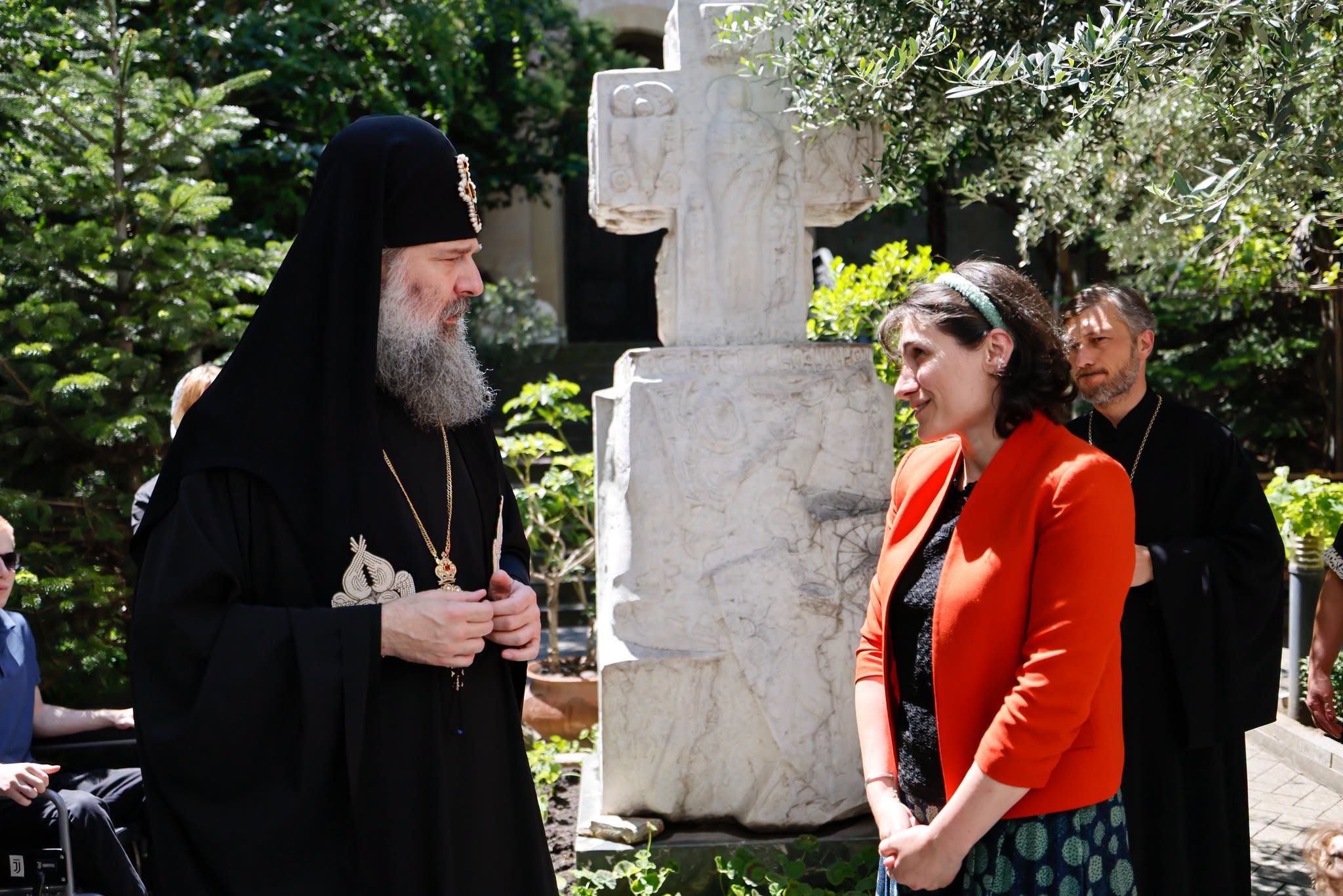 Ο Πατριάρχης Γωεγρίας Σίο υποδέχθηκε μαθητές σχολείου τυφλών στην Τιφλίδα - μια φωτογραφία 4